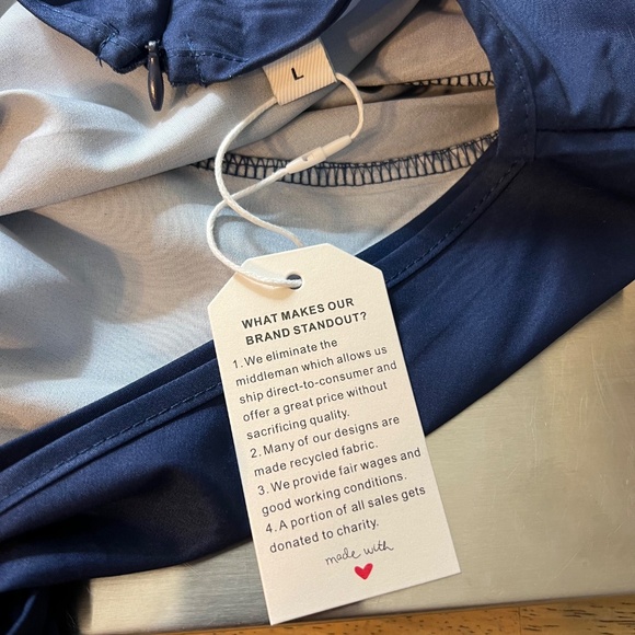 NWT🤩 |•Adorable Blue Floral Jumpsuit Size Large•| - Picture 7 of 11